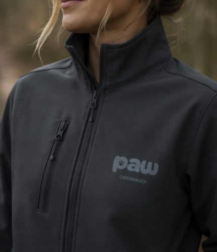 Softshell-jakke med lynlås til kvinder i genanvendt polyester